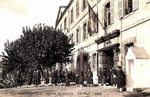 3044- Philippeville - Caserne des Zouaves - 1913